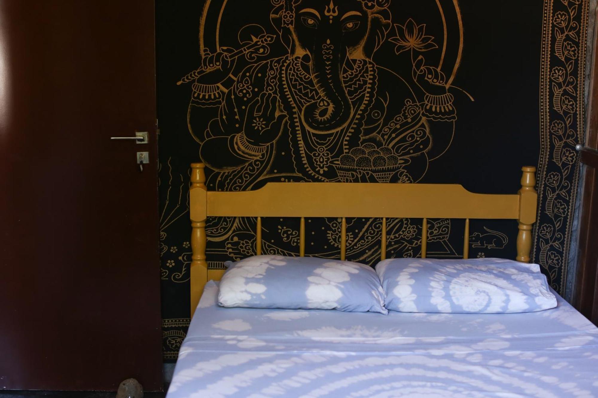 Hostel Antonio Pescador - Centro Da Guarda do Embaú Rom bilde